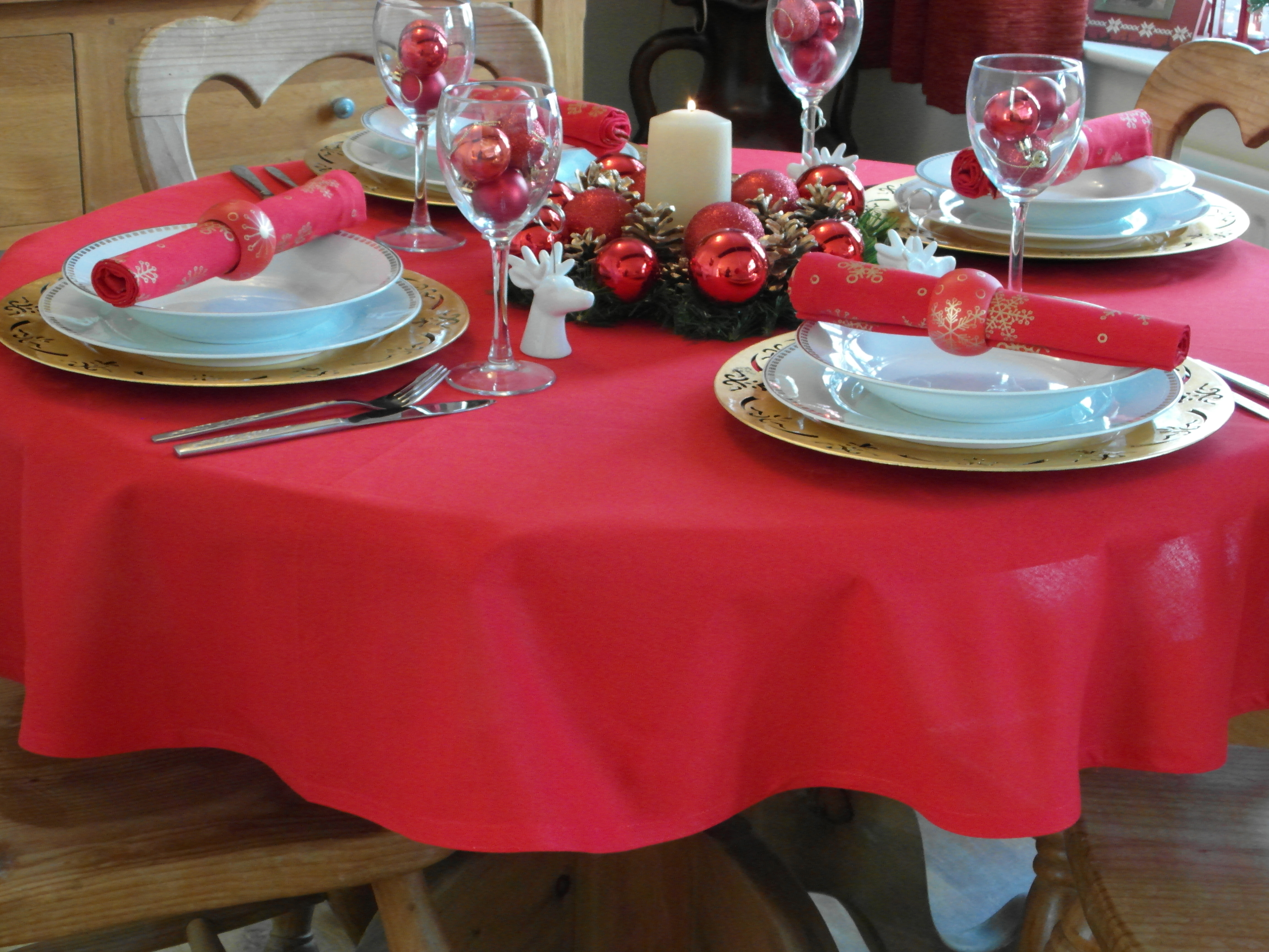 Cotton Collection Red 4 Seater Round, Round Red Tablecloth